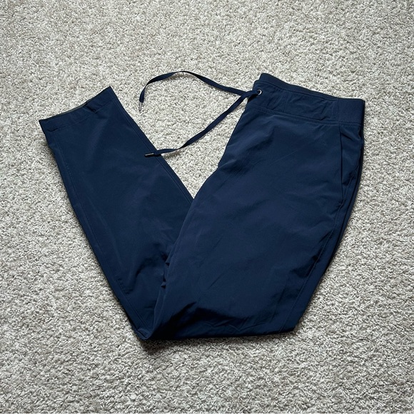 Athleta Pants - Athleta Midtown Ankle Pant